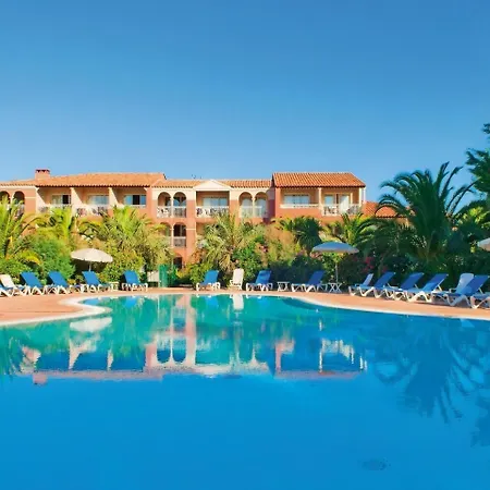 Le Hameau De La Pinede - Maeva Apartment